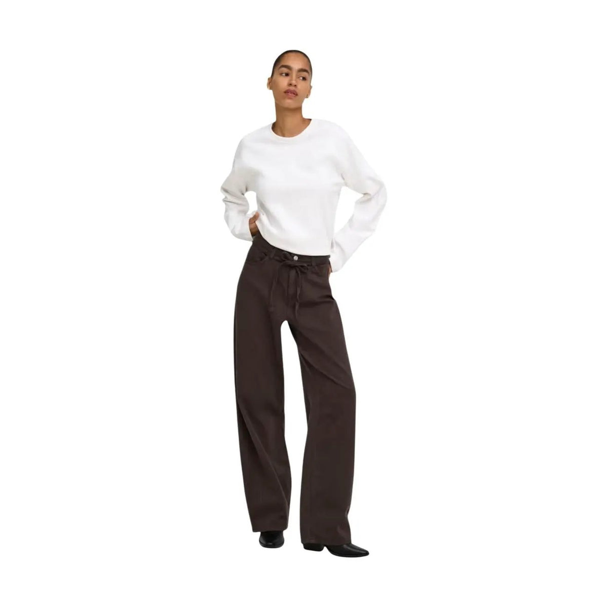 Only Women Stylish Brown Wide Leg Cotton Jeans With Drawstring Waist by Only