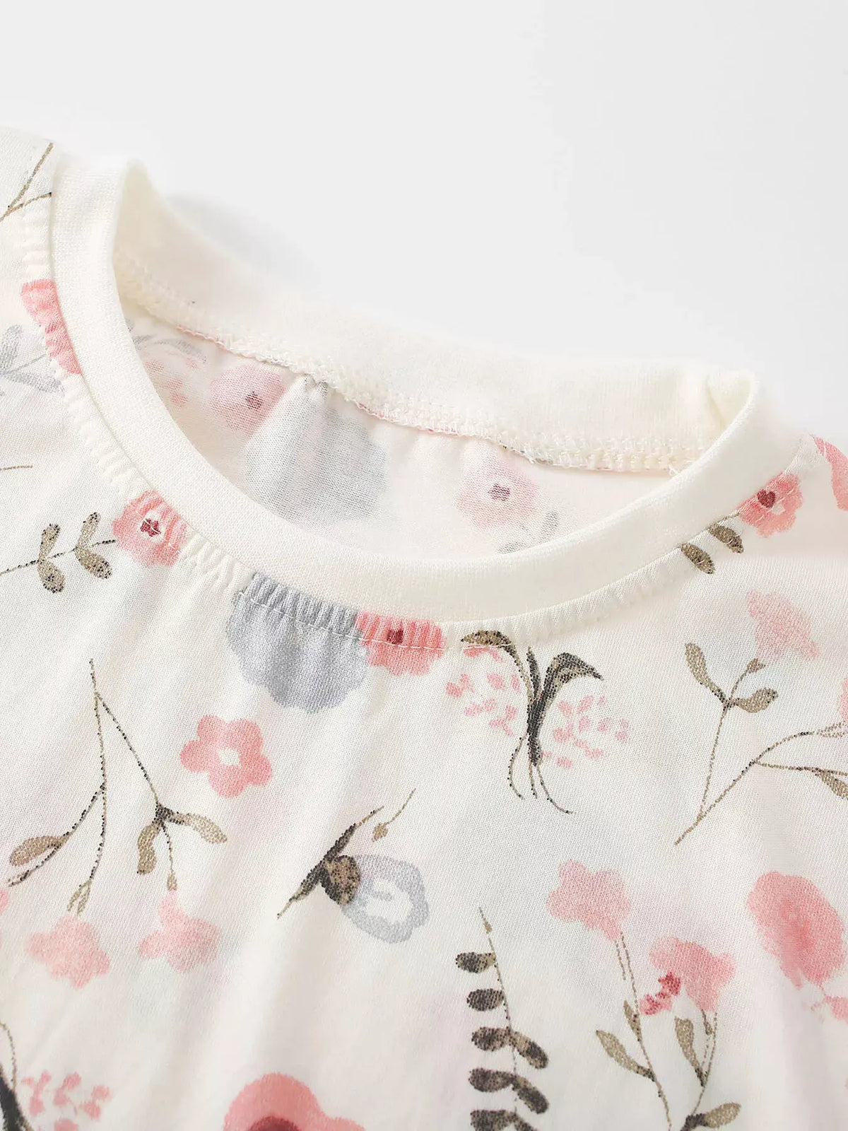 Children's Floral Print Ruffle-Sleeve Crew Neck Sweatshirt by Trendsi