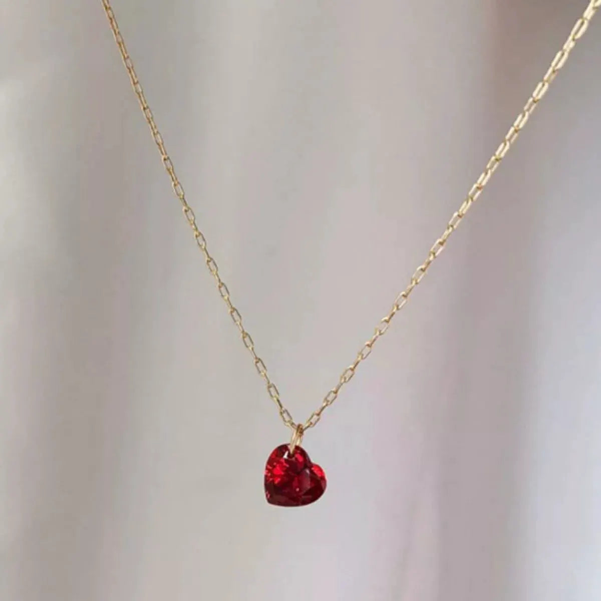 925 Sterling Silver Zircon Heart Necklace by Partner Labels