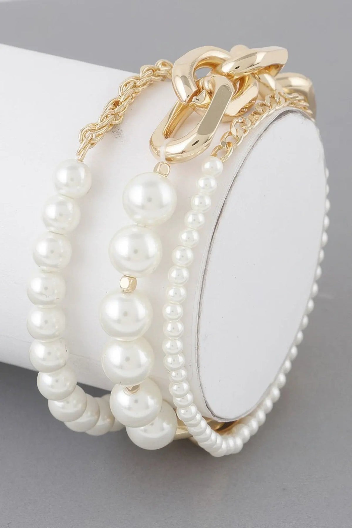 GRAMERCY Multi Pearl Chain Bracelet - New Collection PARIS LE MARAIS - BYMANYC ® New York by BYMANYC ® New York