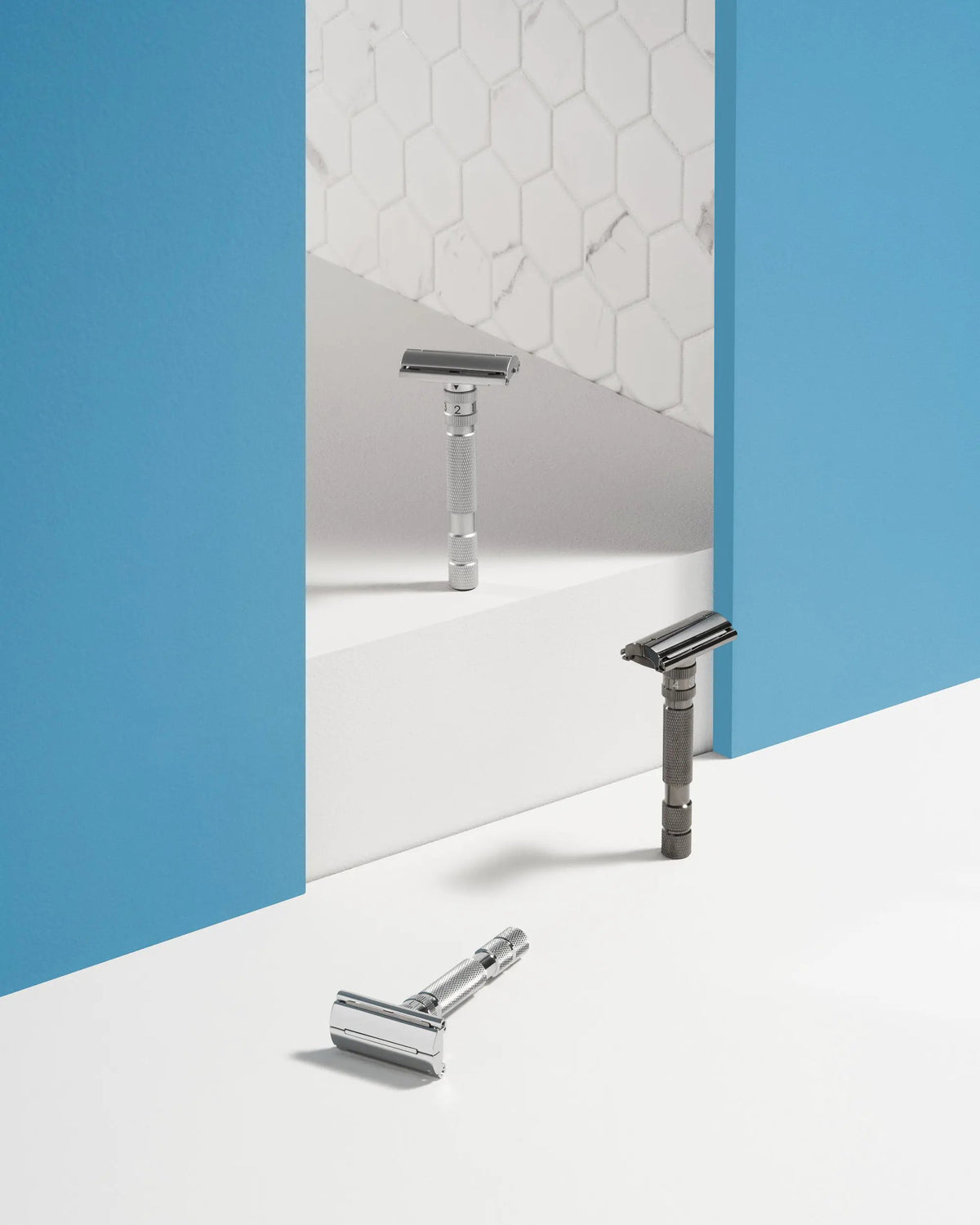 Rockwell T2 Adjustable Safety Razor - White Chrome (Twist-to-Open) by Rockwell