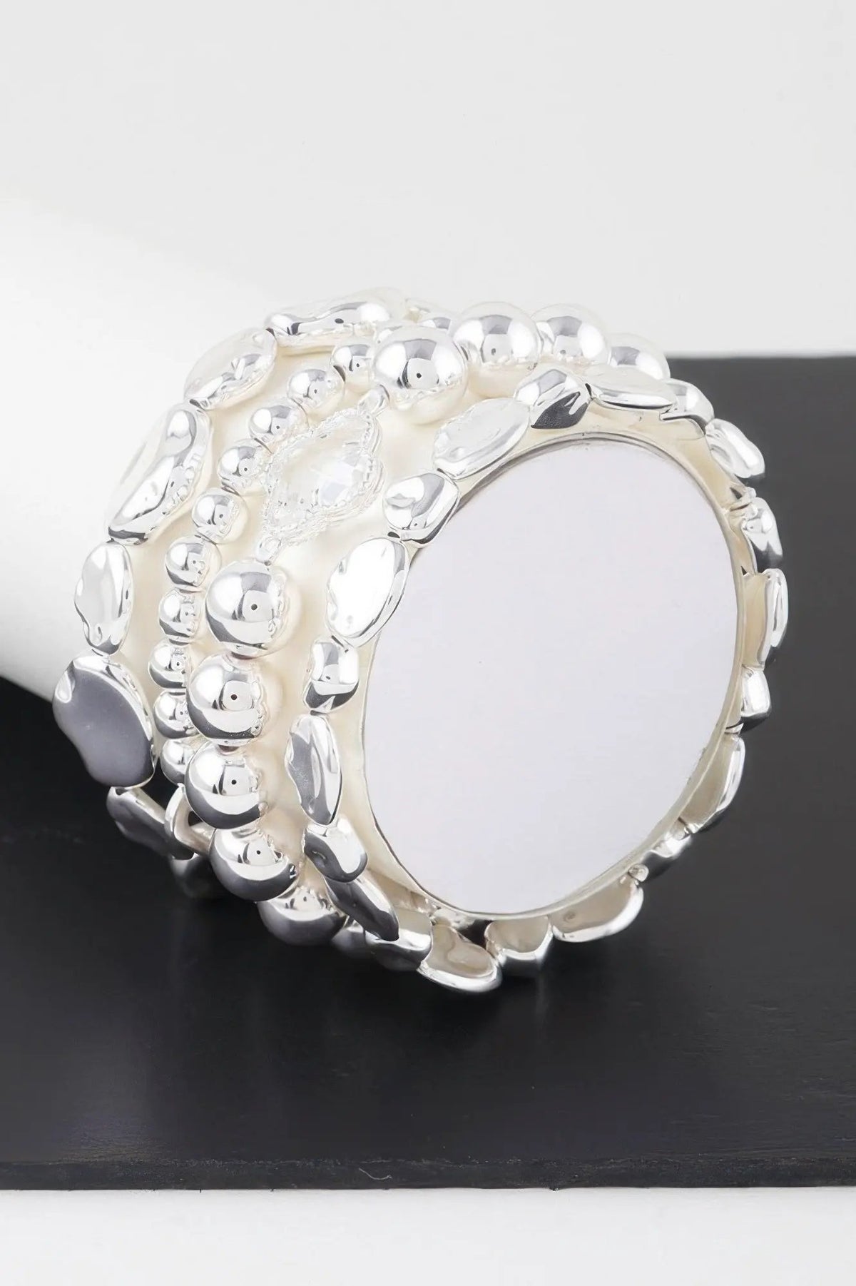 WOMEN'S BRACELETS Trending Prêt-à-Porter New Collection DENVER BYMANYC ® New York by BYMANYC New York