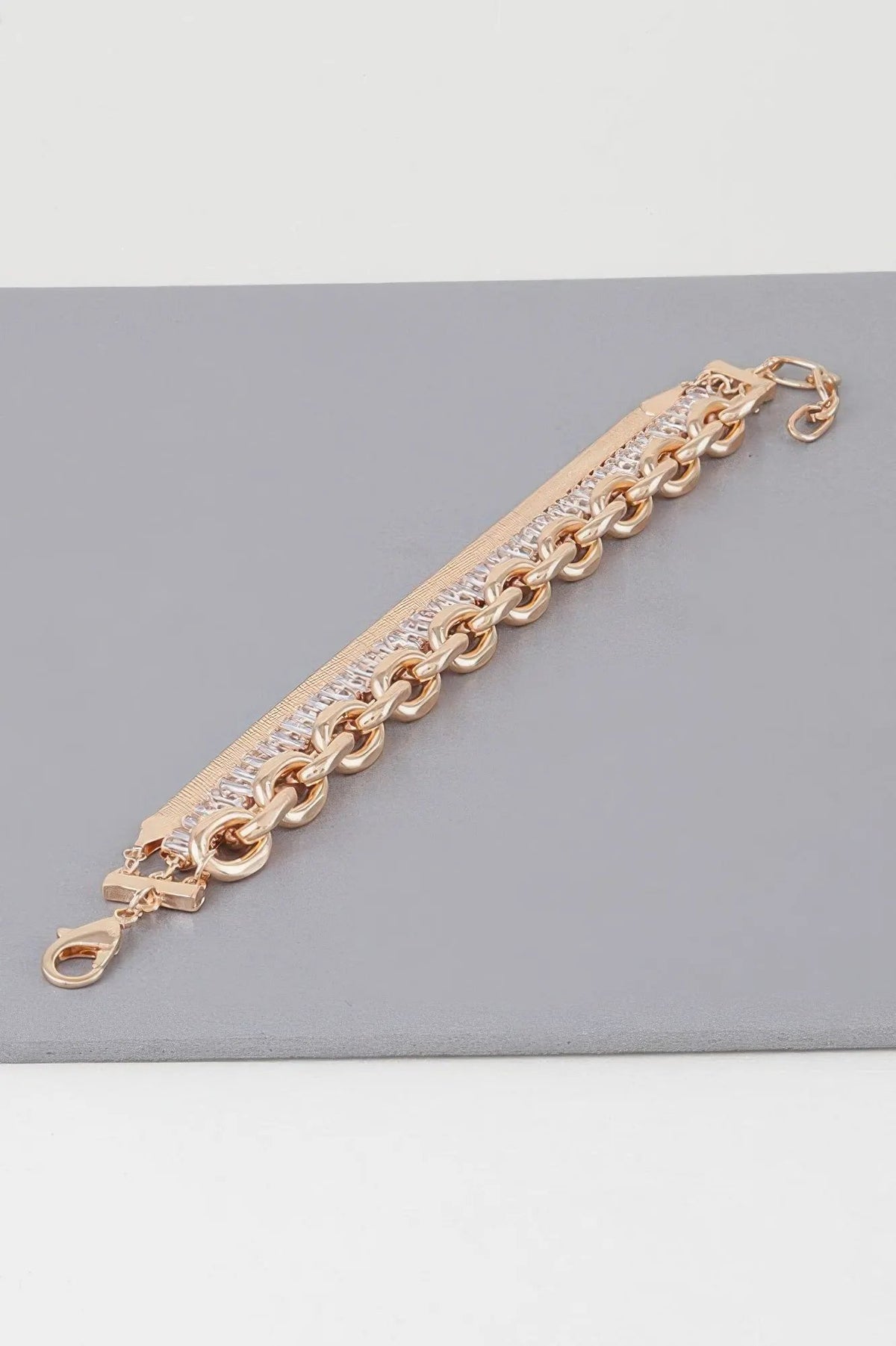 WOMEN'S BRACELETS Trending Prêt-à-Porter New Collection MINNEAPOLIS BYMANYC ® New York by BYMANYC New York