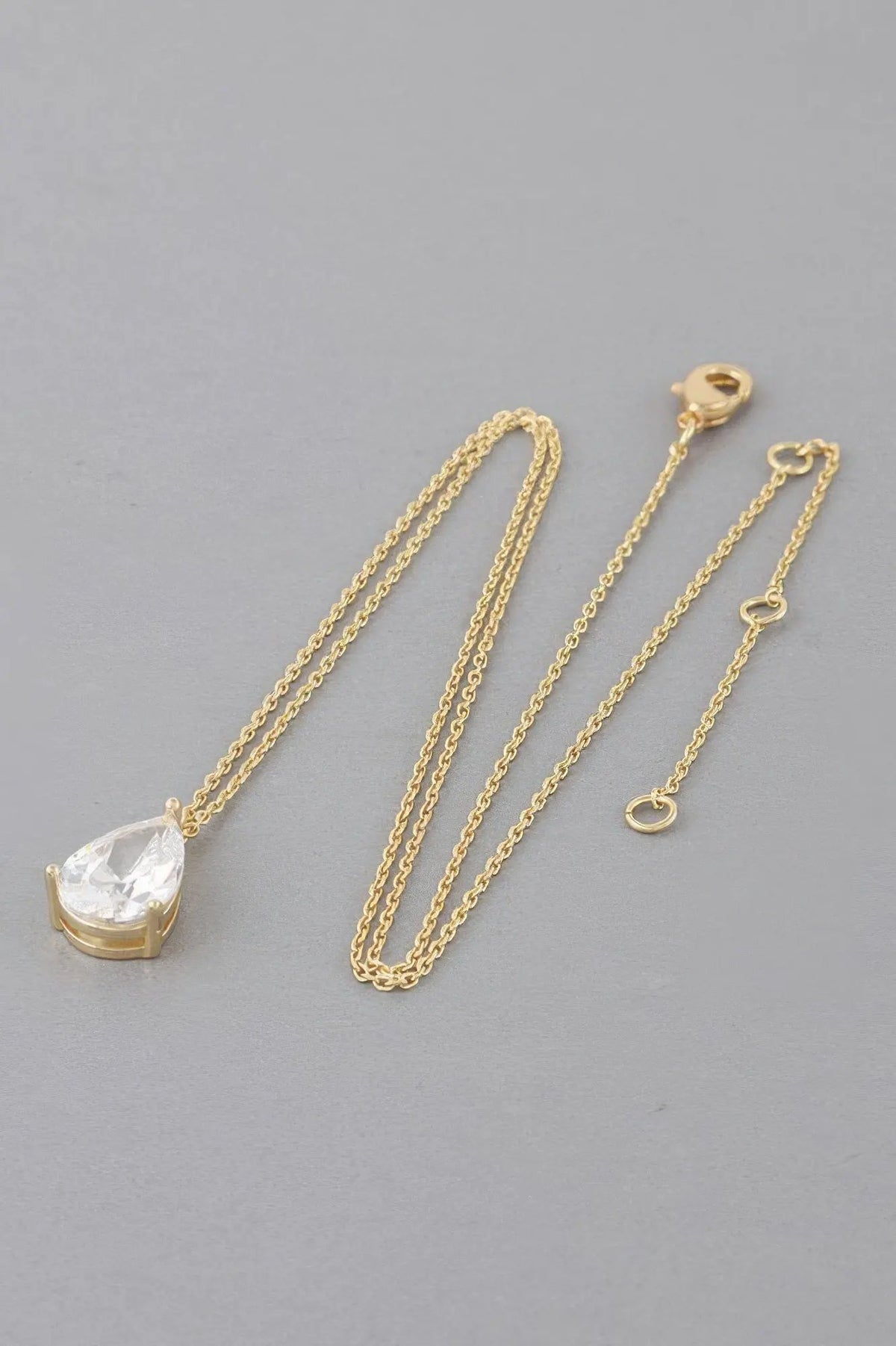 WOMEN'S NECKLACE Elegant Prêt-à-Porter New Collection SOHO BYMANYC ® New York by BYMANYC New York