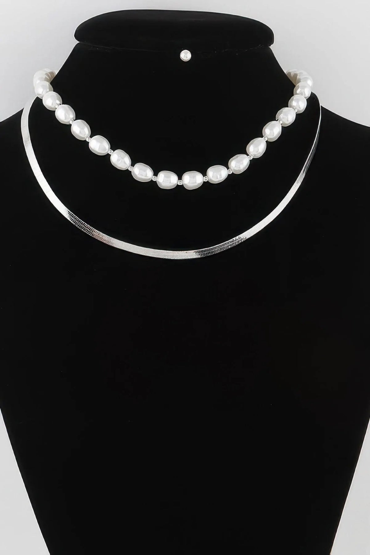WOMEN'S NECKLACE Elegant Prêt-à-Porter New Collection UNION SQUARE BYMANYC ® New York by BYMANYC New York