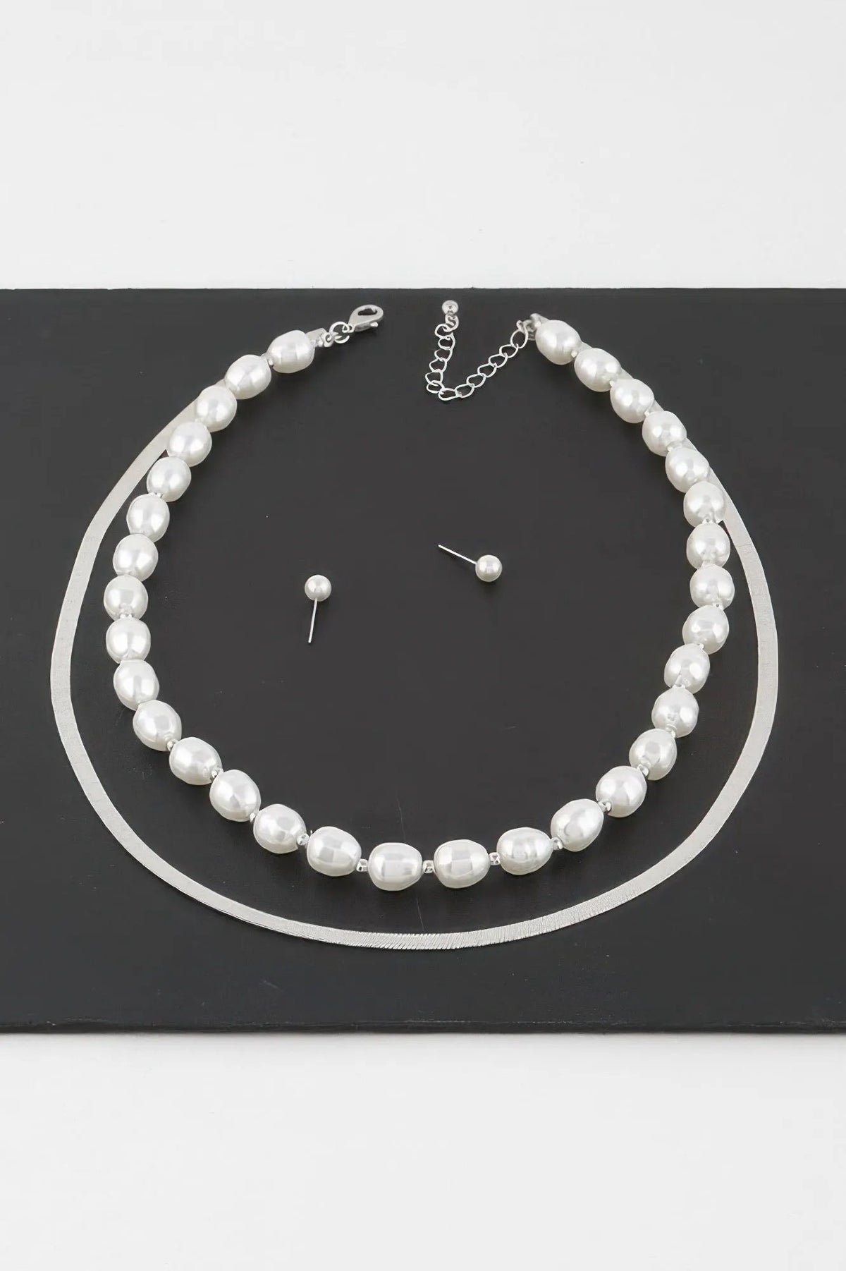 WOMEN'S NECKLACE Elegant Prêt-à-Porter New Collection UNION SQUARE BYMANYC ® New York by BYMANYC New York