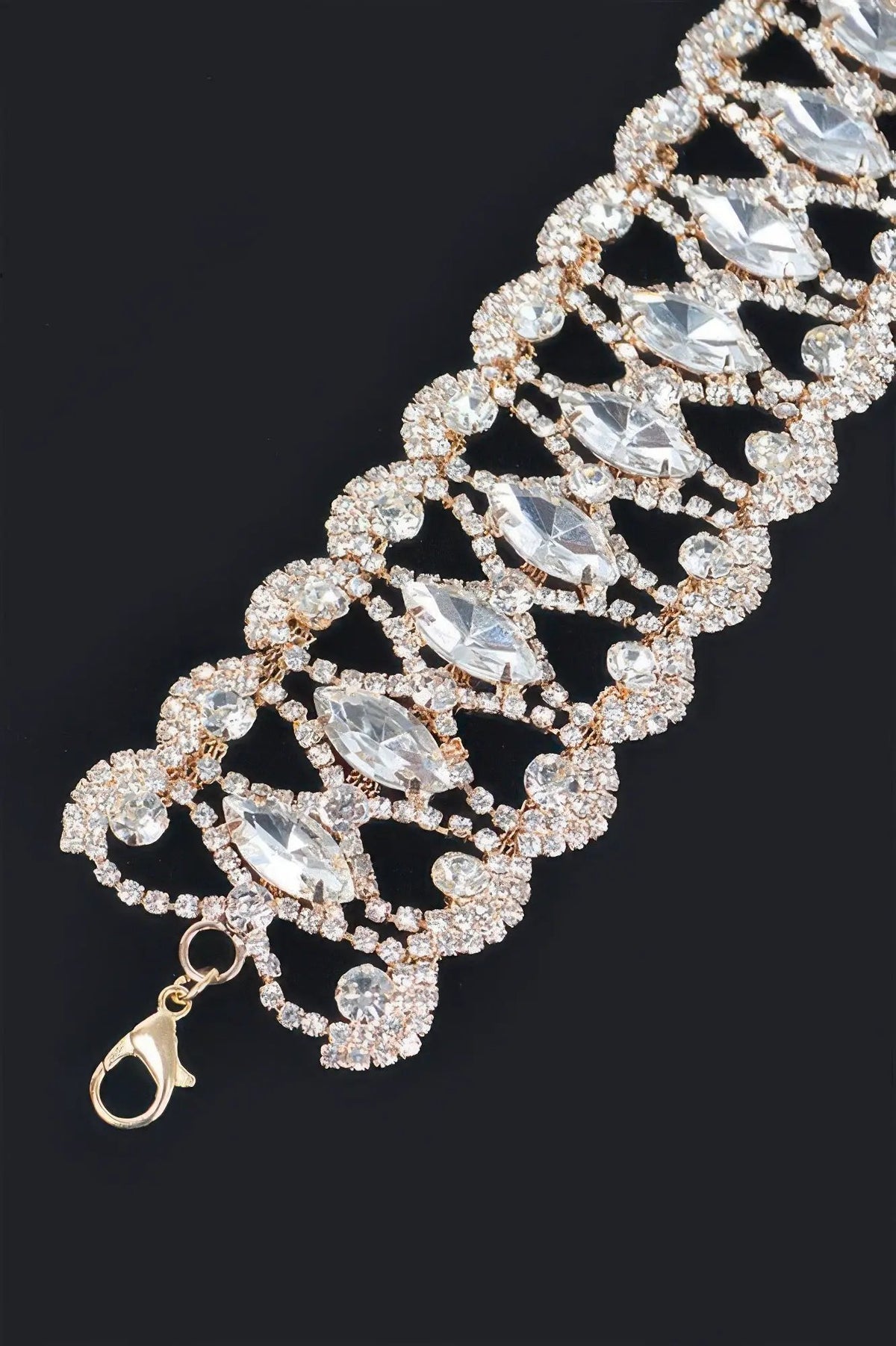 WOMEN'S NECKLACE Elegant Prêt-à-Porter New Collection CENTRAL PARK BYMANYC ® New York by BYMANYC New York