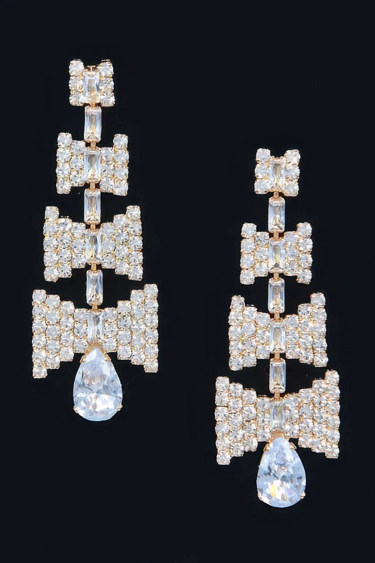 WOMEN'S EARRINGS Elegant Prêt-à-Porter New Collection LOS ANGELES BYMANYC ® New York by BYMANYC New York