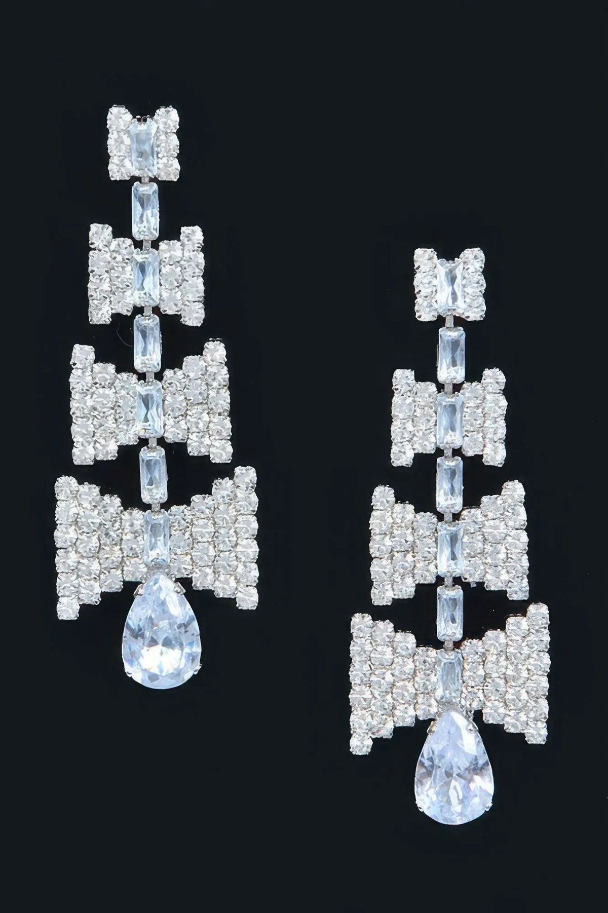 WOMEN'S EARRINGS Elegant Prêt-à-Porter New Collection LOS ANGELES BYMANYC ® New York by BYMANYC New York
