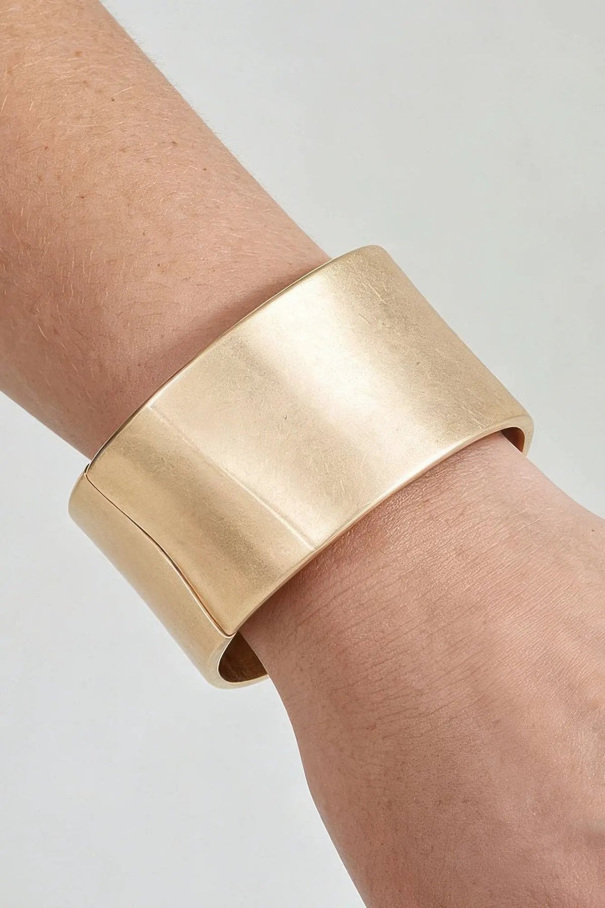 WOMEN'S BRACELETS Trending Prêt-à-Porter New Collection FIFTH AVENUE BYMANYC ® New York by BYMANYC New York