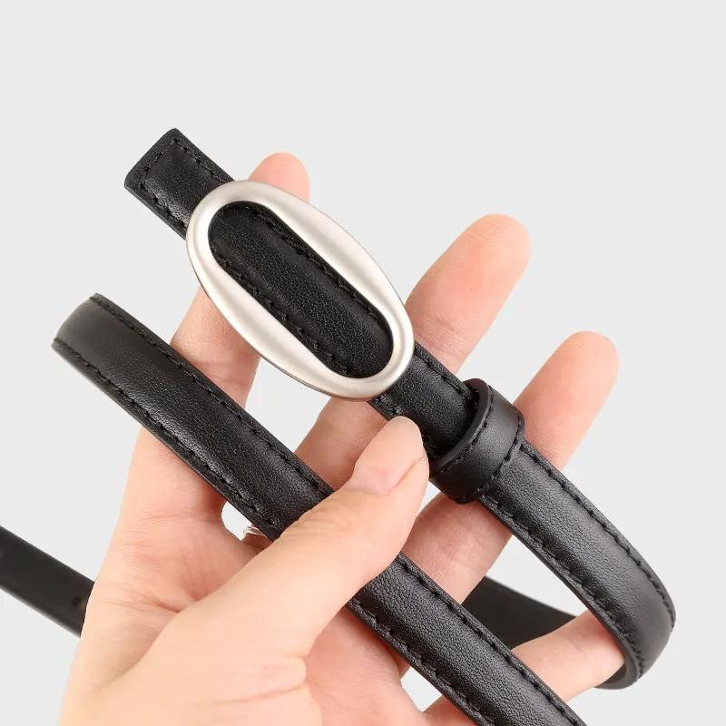 Oval Buckle Skinny Leather Belt by Trendsi