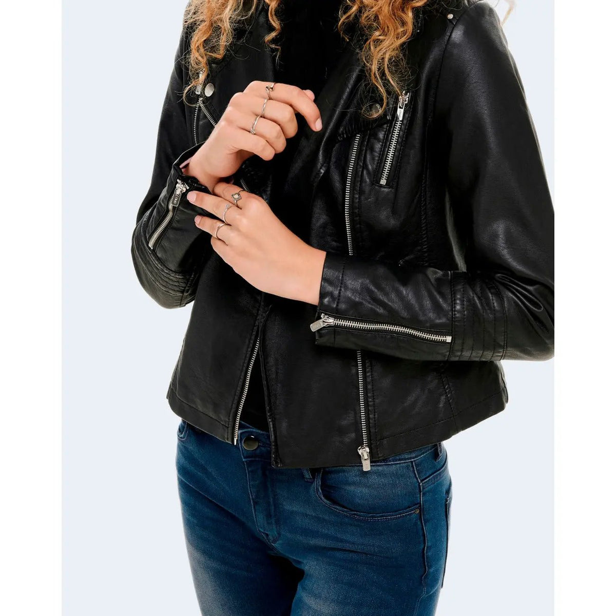 Only Women Sleek Black Blazer With Secure Zip Closure And Pockets by Only